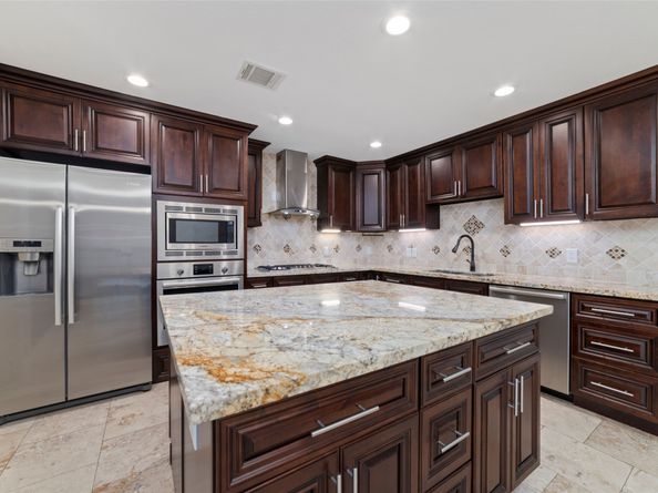 3815 April Lane, Houston TX 77092