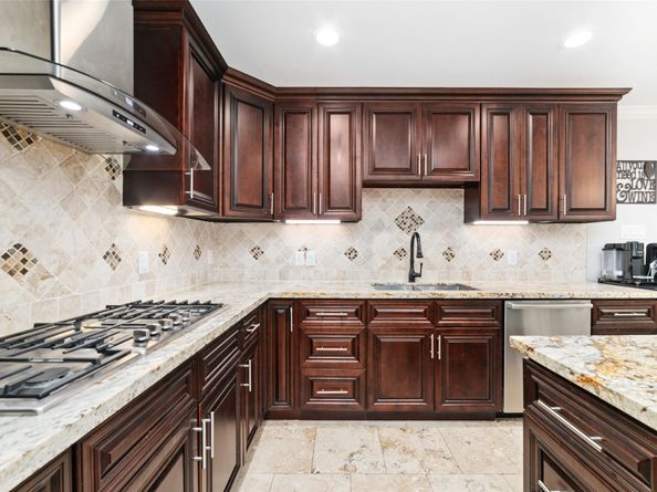 3815 April Lane, Houston TX 77092