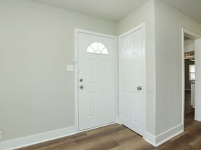 631 Edgebrook Drive, Houston TX 77034