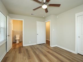 631 Edgebrook Drive, Houston TX 77034