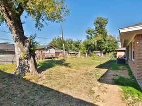 631 Edgebrook Drive, Houston TX 77034