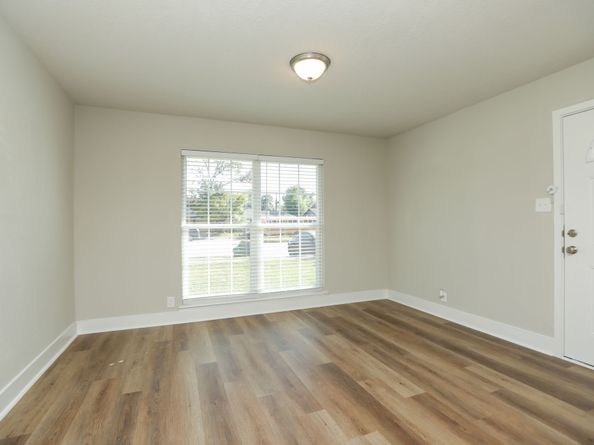 631 Edgebrook Drive, Houston TX 77034