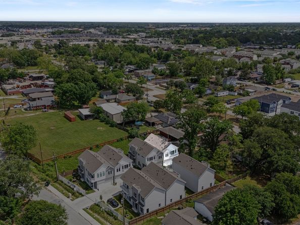 855 Prosper Street, Houston TX 77088