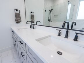 1307 E 27th Street A, Houston TX 77009