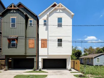 1307 E 27th Street