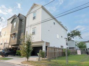 1307 E 27th Street A, Houston TX 77009