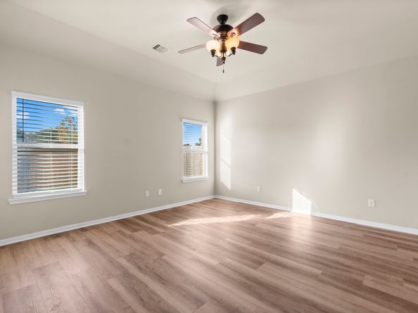 2614 Winding Creek Way, Conroe TX 77385