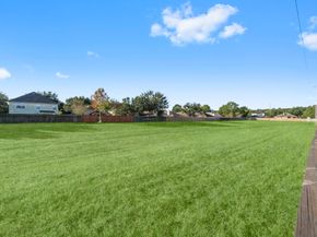 2614 Winding Creek Way, Conroe TX 77385