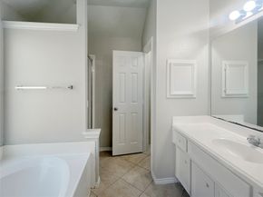 17918 Eagle Pass Falls Court, Humble TX 77346