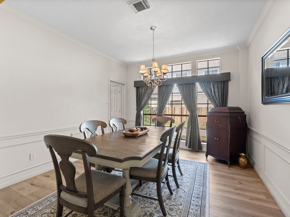 23 Shiny Pebble Place, The Woodlands TX 77381