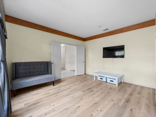 23 Shiny Pebble Place, The Woodlands TX 77381