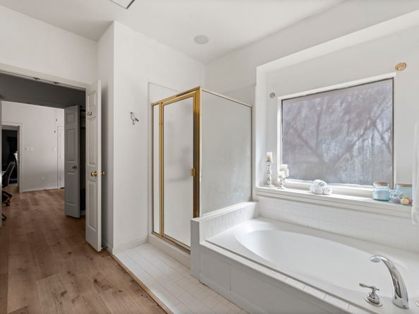 23 Shiny Pebble Place, The Woodlands TX 77381