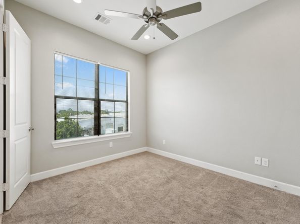 3303 Beverly Forest Drive, Houston TX 77057