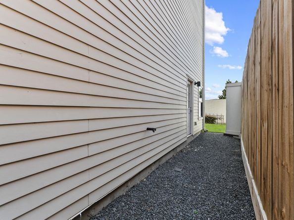 3303 Beverly Forest Drive, Houston TX 77057