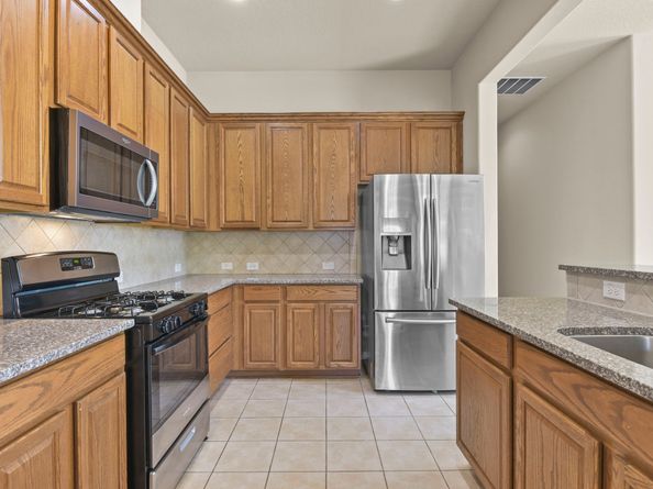 39 Butternut Grove Place, Tomball TX 77375