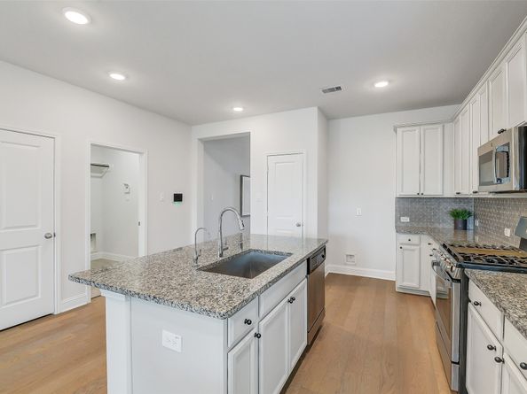 2754 Hidden Hollow Lane, Conroe TX 77385