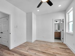 1805 Emir Street G, Houston TX 77009