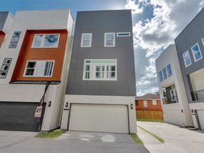 1805 Emir Street G, Houston TX 77009