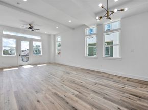 1805 Emir Street G, Houston TX 77009