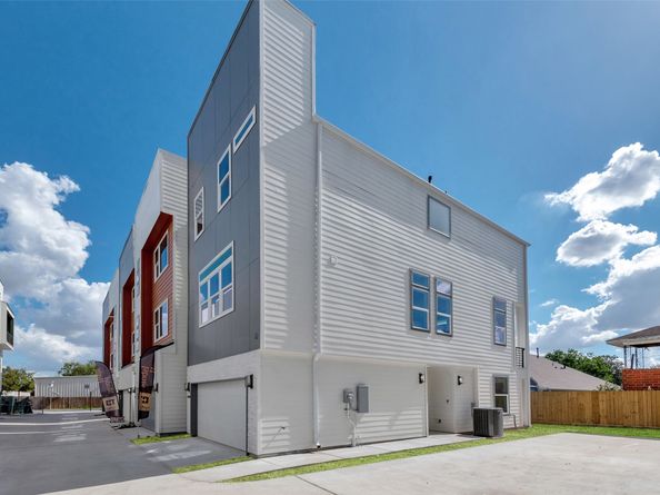 1805 Emir Street G, Houston TX 77009
