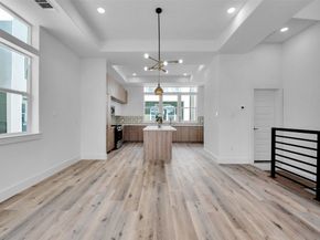 1805 Emir Street G, Houston TX 77009