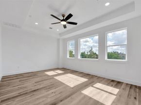 1805 Emir Street G, Houston TX 77009