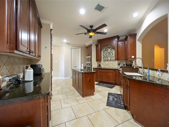 7602 Crystal Isle Lane, Humble TX 77396