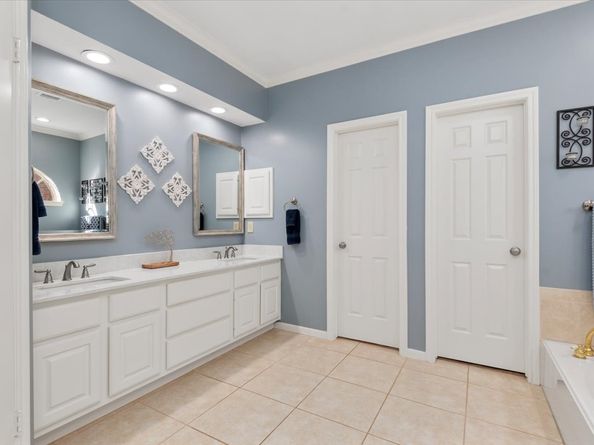 3727 Brookvale Court, Kingwood TX 77345