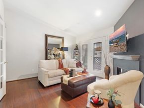 2323 Fairwind Drive 858, Houston TX 77062