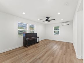 5406 Firefly Street, Houston TX 77017