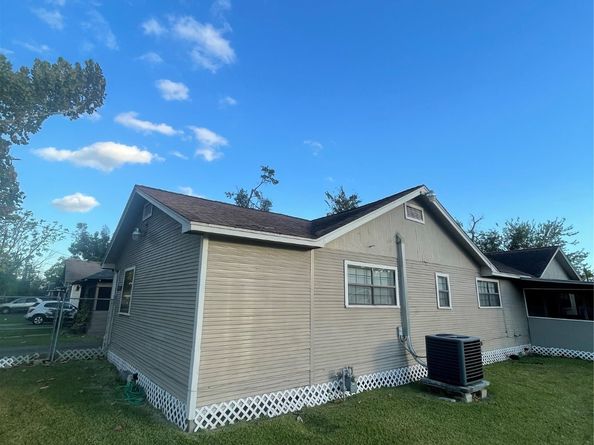 2206 Lee Street Street, Houston TX 77026