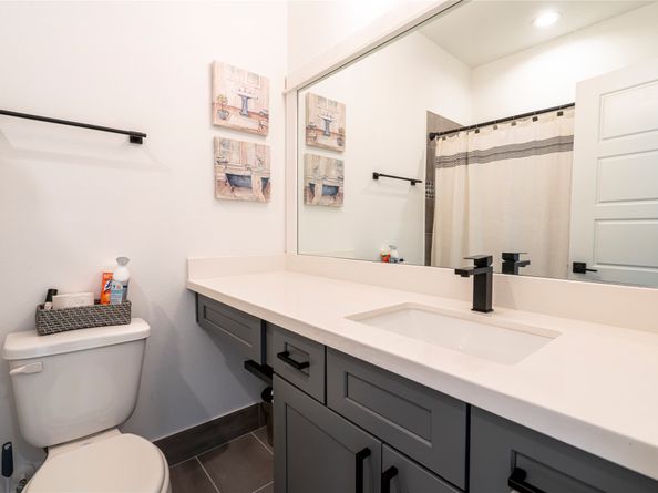 2056 Johanna Drive F, Houston TX 77055