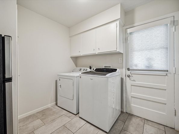 5706 Ariel Street, Houston TX 77096