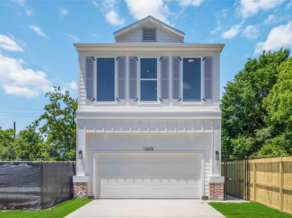 10608 Ashville Drive, Houston TX 77051