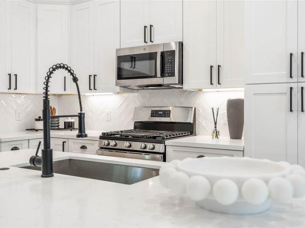 10608 Ashville Drive, Houston TX 77051