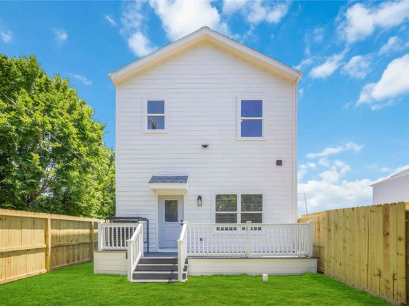 10608 Ashville Drive, Houston TX 77051