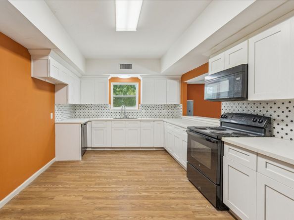 7130 Brace Street, Houston TX 77061