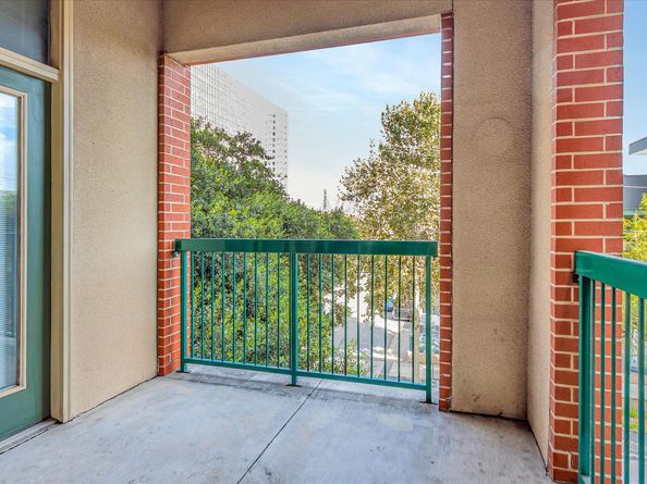 300 St Joseph Parkway 211, Houston TX 77002