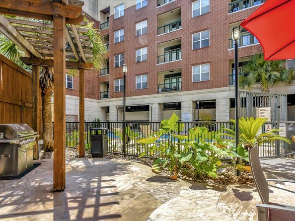 300 St Joseph Parkway 211, Houston TX 77002