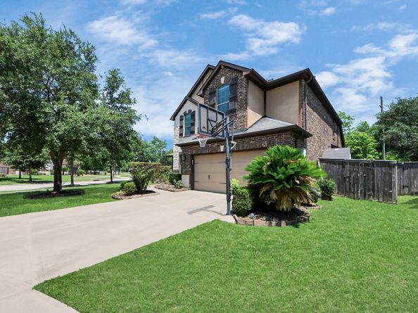 4410 Lodge Vine Court, Sugar Land TX 77479