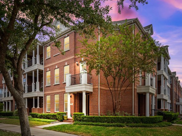 39 History Row, The Woodlands TX 77380