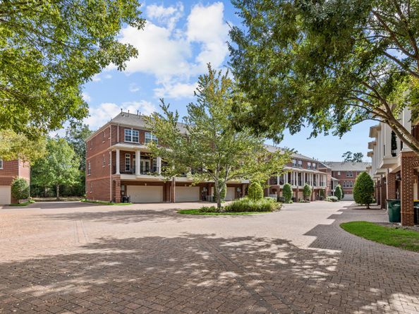 39 History Row, The Woodlands TX 77380