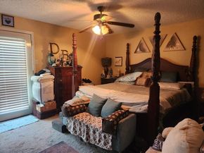 14907 Aspen Hills Drive, Houston TX 77062