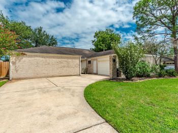 14907 Aspen Hills Drive