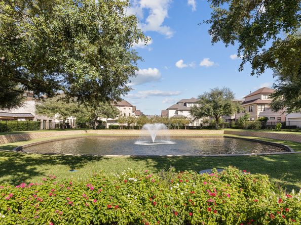 6310 Hermann Lake Drive, Houston TX 77021