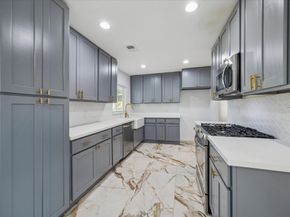 1726 Ansbury Drive, Houston TX 77018