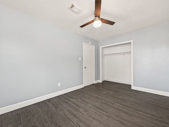 15206 Barbarossa Drive, Houston TX 77083