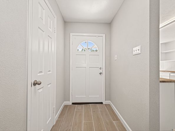 15206 Barbarossa Drive, Houston TX 77083