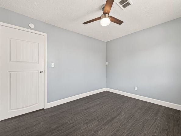 15206 Barbarossa Drive, Houston TX 77083