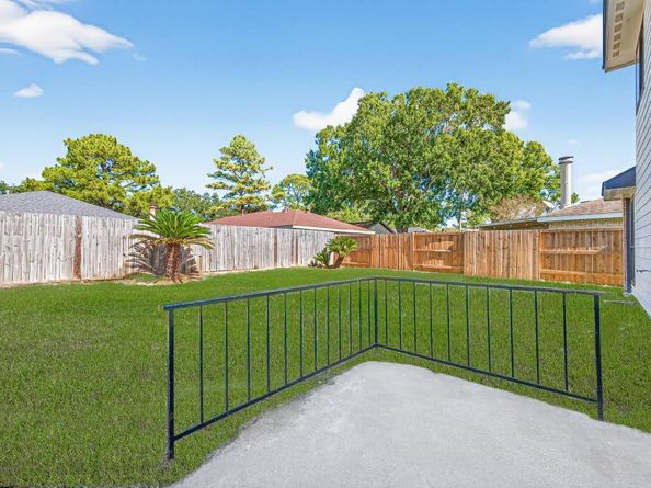 15206 Barbarossa Drive, Houston TX 77083